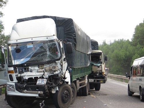 Tai nạn giao thông mới nhất 24h qua ngày 23/9/2017