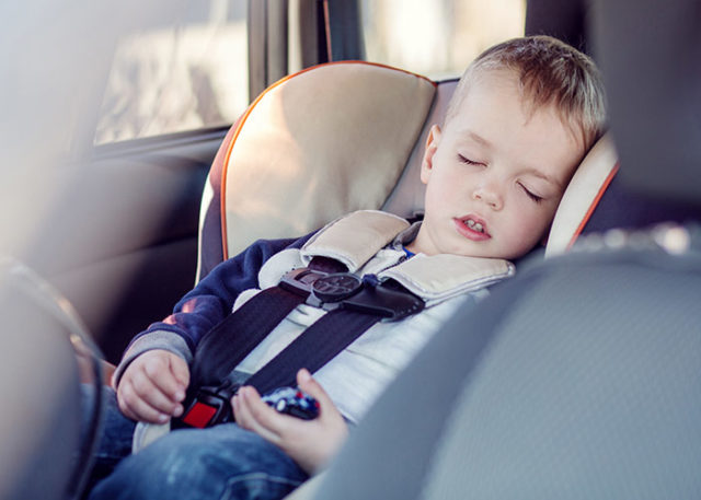 Ghế ô tô trẻ em có thể chứa hóa chất gây chết người