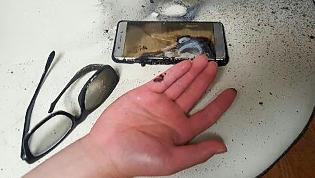 Pin điện thoại rất dễ phát nổ nếu sử dụng không đúng cách