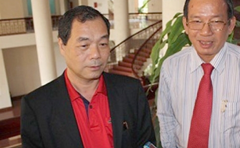 Ông Trầm Bê (trái) giữ chức Thành viên Hội đồng quản trị BCI kể từ năm 1999 đến nay. Ảnh: Internet