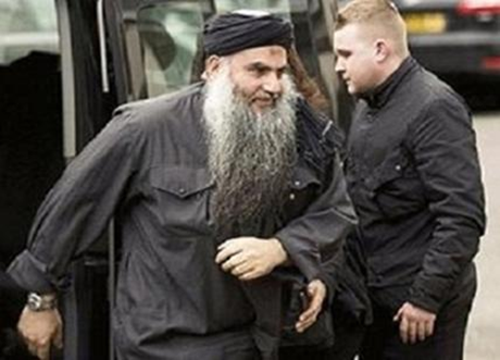Hình ảnh được cho là của thủ lĩnh mới của nhóm khủng bố IS, kẻ thay thế cho Baghdadi