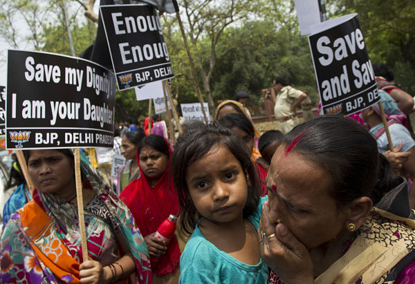 Nạn cưỡng bức tập thể và lạm dụng tình dục trẻ em đang gây nhức nhối dư luận Ấn Độ