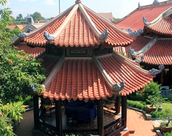 Ngôi nhà của đại gia Lê Đình Cường được làm bằng gỗ hương đặc biệt nhất cả nước