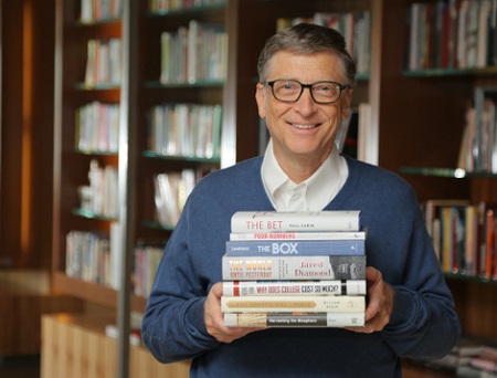 Tỷ phú Bill Gates công bố danh sách những cuốn sách hay trong mùa hè này