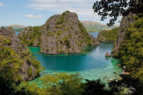 Một trong 8 quốc đảo đẹp nhất thế giới - Philipine