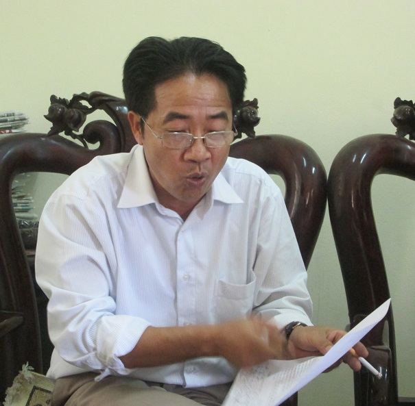 Chủ tịch xã An Lâm Nguyễn Văn Toản nói rằng Thủ nhang có nhiều sai phạm nhưng nhiều yếu tố không rõ ràng