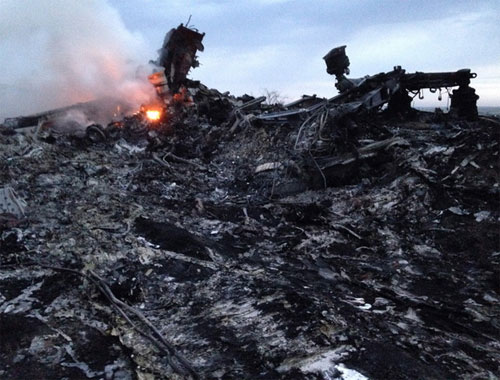 Máy bay Malaysia MH17 rơi ở Ukraine ngày 17/7/2014