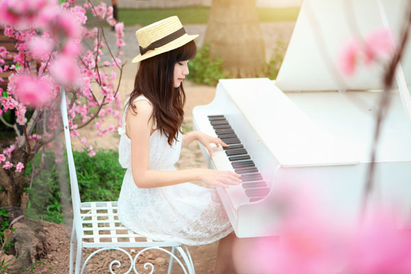 Love Garden cũng là một địa điểm chụp ảnh Tết Âm lịch lung linh tại Hà Nội