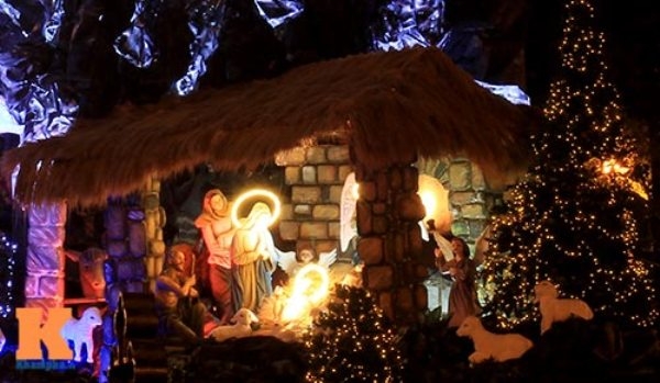 Đi chơi đêm Giáng sinh tại Nhà thờ lớn là một trải nghiệm không nên bỏ qua trong mùa Noel năm nay