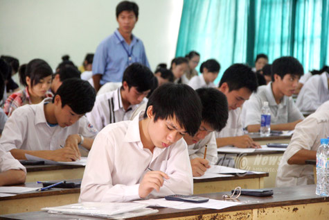 Đại học Thương Mại công bố điểm chuẩn 2014 dự kiến