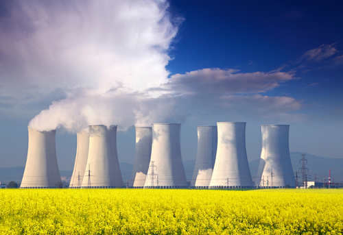 Nhà máy điện hạt nhân sử dụng Uranium làm nhiên liêu đun sôi nước