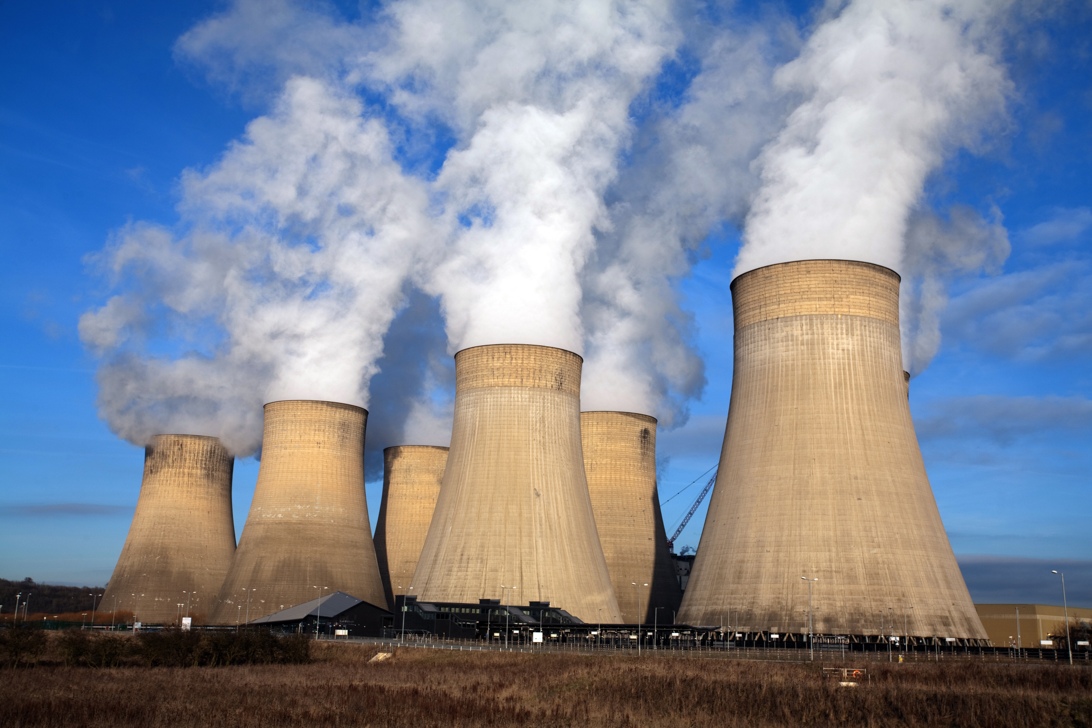 Điện hạt nhân đóng vai trò quan trọng trong việc đáp ứng nhu cầu năng lượng trên thế giới 