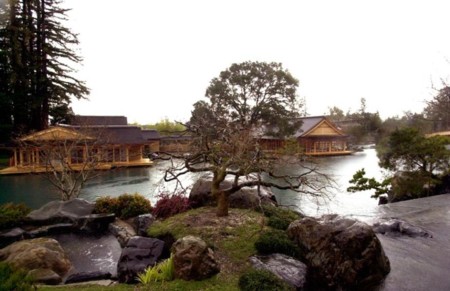 Dinh thự đắt tiền này được xây theo phong cách Nhật Bản 