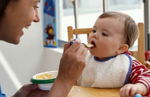 Dầu ăn có vai trò quan trọng trong dinh dưỡng cho trẻ giai đoạn từ 2-8 tuổi