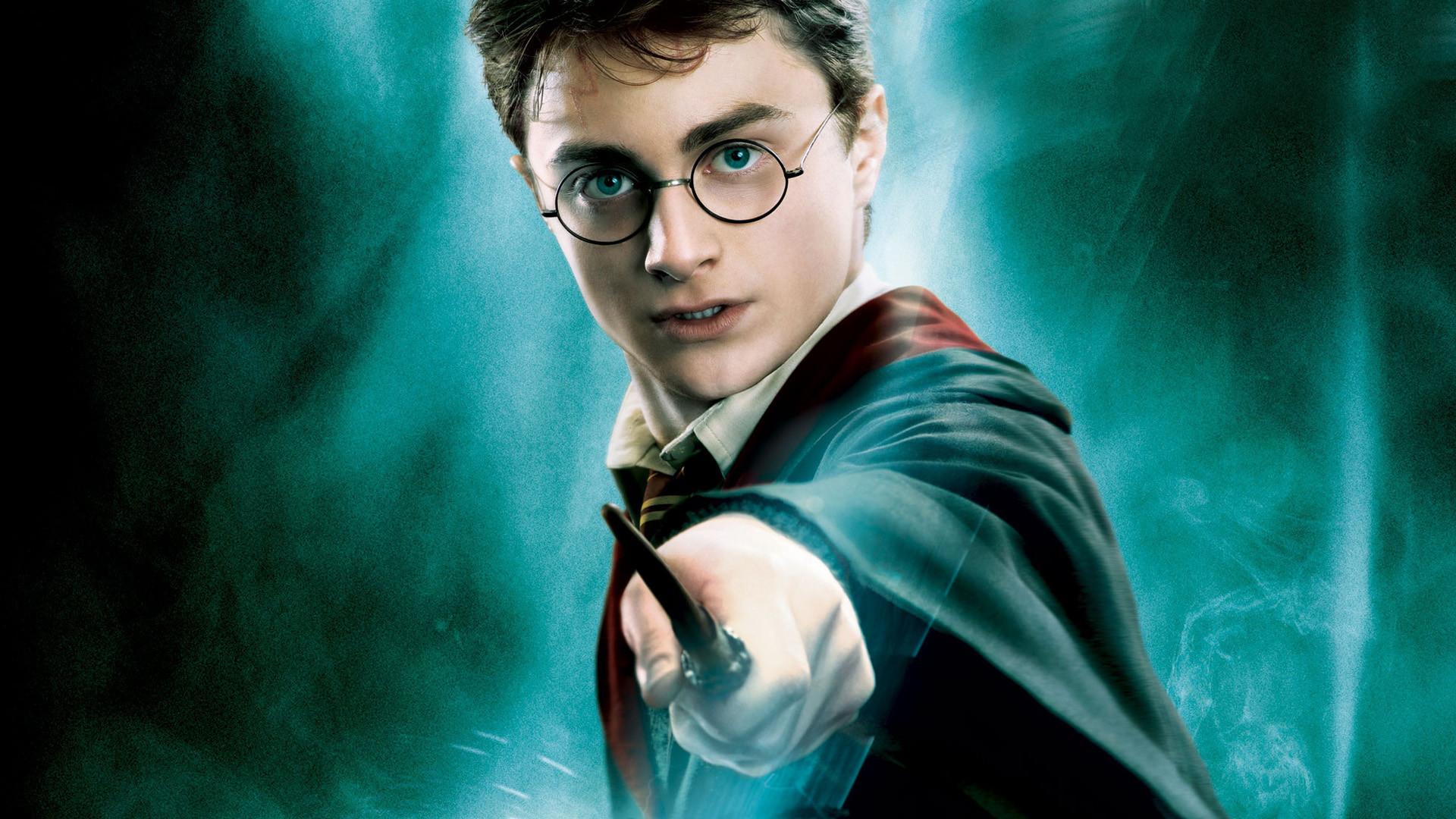 Harry Potter - cậu bé phù thủy sẽ trở lại dưới dạng chuyển thể