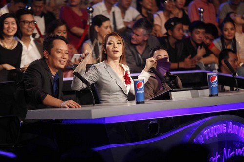 Bộ ba ban giám khảo Vietnam Idol.