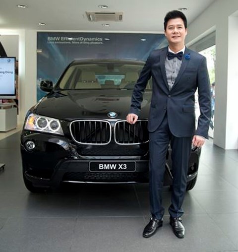 Quang Dũng đã “thay lòng đổi dạ”, làm quen với chiếc BMW X3 có giá hơn 2 tỷ đồng.