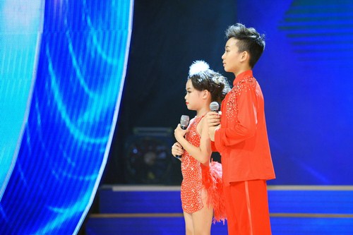 Cặp đôi đôi Linh Hoa và Minh Quân trên sân khấu Bước nhảy hoàn vũ