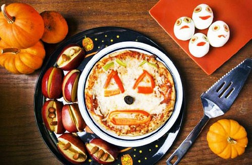 Cách bài trí món ăn kỳ quái đậm chất Halloween.