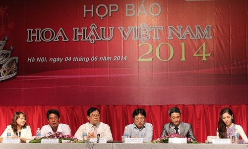 Buổi họp báo Hoa hậu Việt Nam diễn ra vào ngày 4/6  tại Hà Nội .