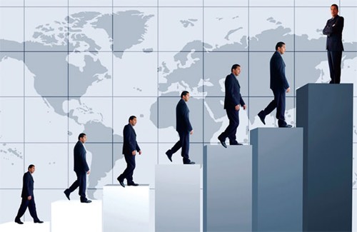 tham vọng Biểu hiện của sự tham vọng là luôn tiến lên không ngừng nghỉ ( Ảnh minh họa)