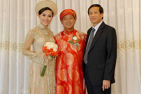  Dương Trương Thiên Lý cũng chọn cách sống im lặng từ trước và sau đám cưới. 