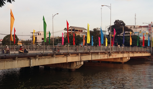 Cầu Kênh Nhánh, nơi đôi tình nhân tự sát sau khi thua bạc 600 triệu đồng tại Campuchia