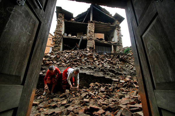 Trận động đất kinh hoàng tại Nepal đã khiến hơn 4.000 người thiệt mạng