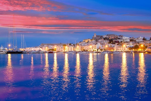Du lịch trăng mật ở Ibiza - điểm đến ngọt ngào