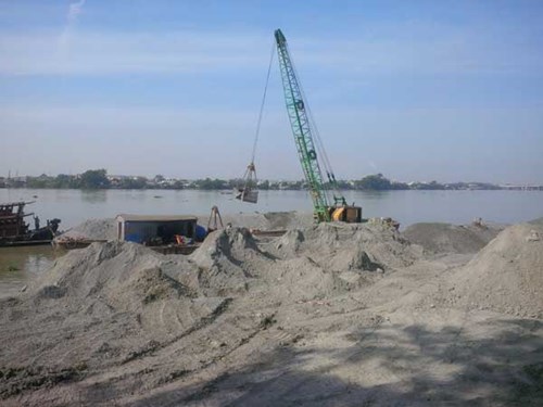 Hiện chủ đầu tư đã đề nghị tạm dừng thi công dự án lấn sông Đồng Nai
