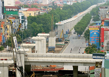 Phê bình Tổng thầu đường sắt Cát Linh Hà Đông