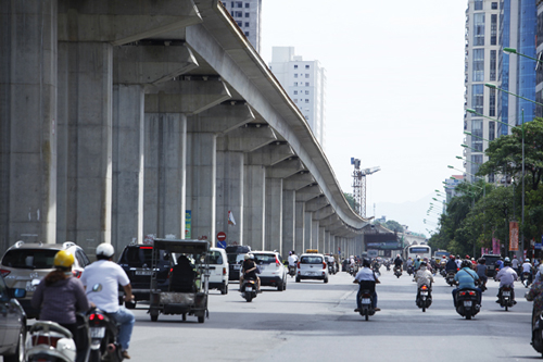 Đường sắt đô thị Hà Nội uốn lượn, Bộ Giao thông vận tải nói vẫn đúng chuẩn và an toàn