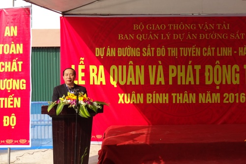 Thứ trưởng phụ trách Bộ GTVT Nguyễn Hồng Trường phát lệnh ra quân đầu năm đối với các lực lượng tham gia Dự án đường sắt trên cao Cát Linh-Hà Đông