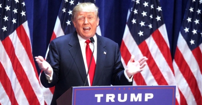 Donald Trump tuyên bố tranh cử tổng thống tại tháp Trump ở Manhattan ngày 16/6/2015. Ảnh: National Journal