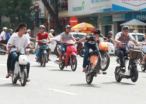 Hà Nội: Chấn chỉnh giao thông phục vụ tết Nguyên đán Đinh Dậu