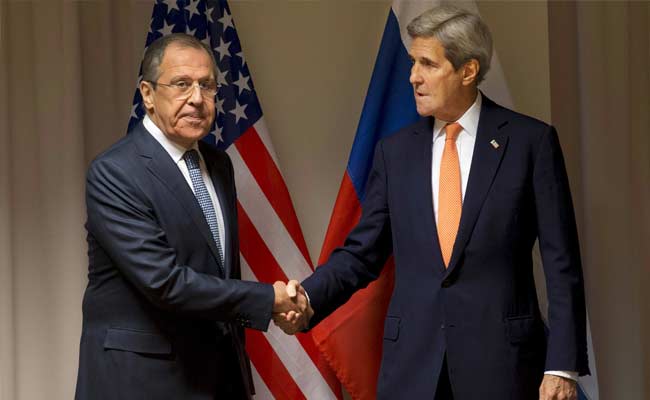  Chiến sự Syria: Ngoại trưởng Mỹ John Kerry (phải) với người đồng cấp Nga Sergei Lavrov.