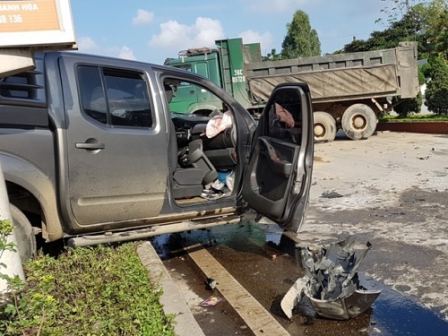 Thanh Hóa: Tai nạn giao thông nghiêm trọng, 8 người thương vong