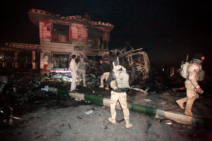  Hiện trưởng vụ Khủng bố IS đánh bom xe vào Iraq. Ảnh: Reuters