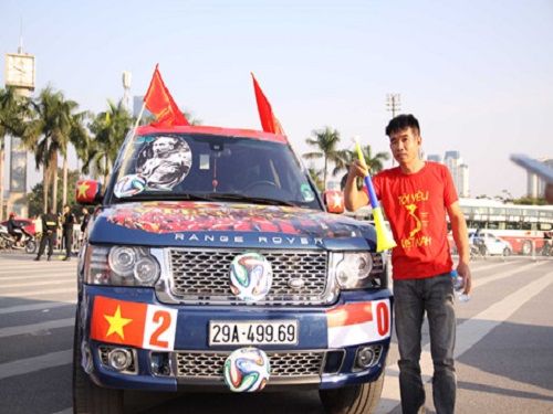 Trước trận Việt Nam - Indonesia: Kẹt cứng mọi ngả đường dẫn về SVĐ Mỹ Đình