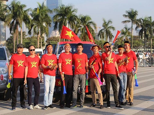 Trước trận Việt Nam - Indonesia: Kẹt cứng mọi ngả đường dẫn về SVĐ Mỹ Đình