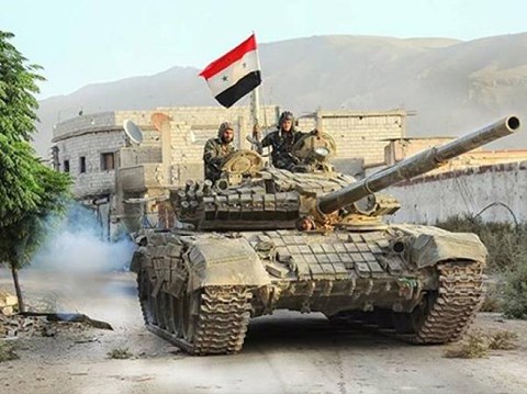  Chiến sự Syria: Quân đội Syria đang phải căng mình chống lại sức tấn công mạnh mẽ của IS ở Palmyra