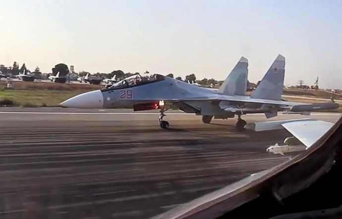  Khủng bố IS: Máy bay chiến đấu của không quân Nga đã hủy diệt hàng nghìn mục tiêu của IS ở Syria.