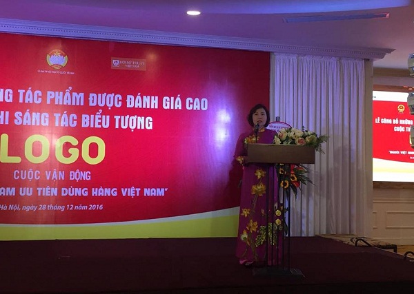  Bà Hồ Thị Kim Thoa, Thứ trưởng Bộ Công Thương, Trưởng ban tổ chức cuộc thi phát biểu tại lễ công bố. Ảnh: Hòa Dương
