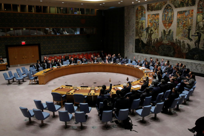 Chiến sự Syria: Hội đồng Bảo an Liên Hiệp Quốc trong một phiên họp biểu quyết về vấn đề Syria. Ảnh: Reuters