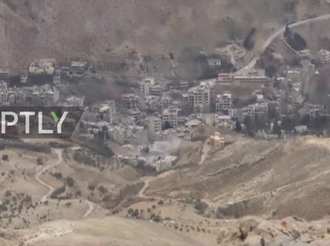  Chiến sự Syria: Thị trấn Al-Fijah ở ngoại ô Damascus