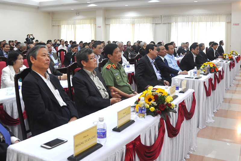  Thủ tướng Nguyễn Xuân Phúc phát biểu tại cuộc gặp mặt. Ảnh: VGP