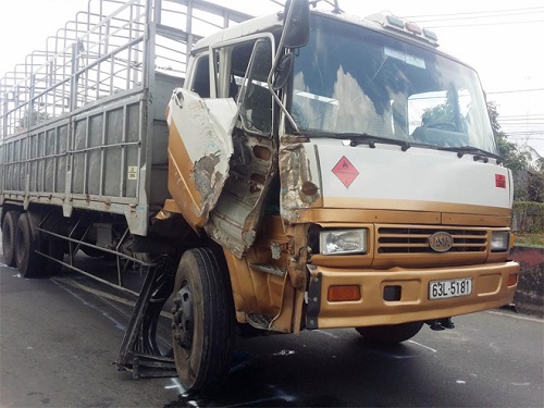 Tai nạn giao thông ngày 5/2: Một phụ nữ bị xe tải cán qua người tử vong tại chỗ