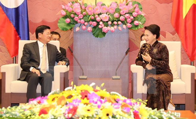  Chủ tịch Quốc hội Nguyễn Thị Kim Ngân đã tiếp Thủ tướng Chính phủ Lào Thongloun Sisoulith