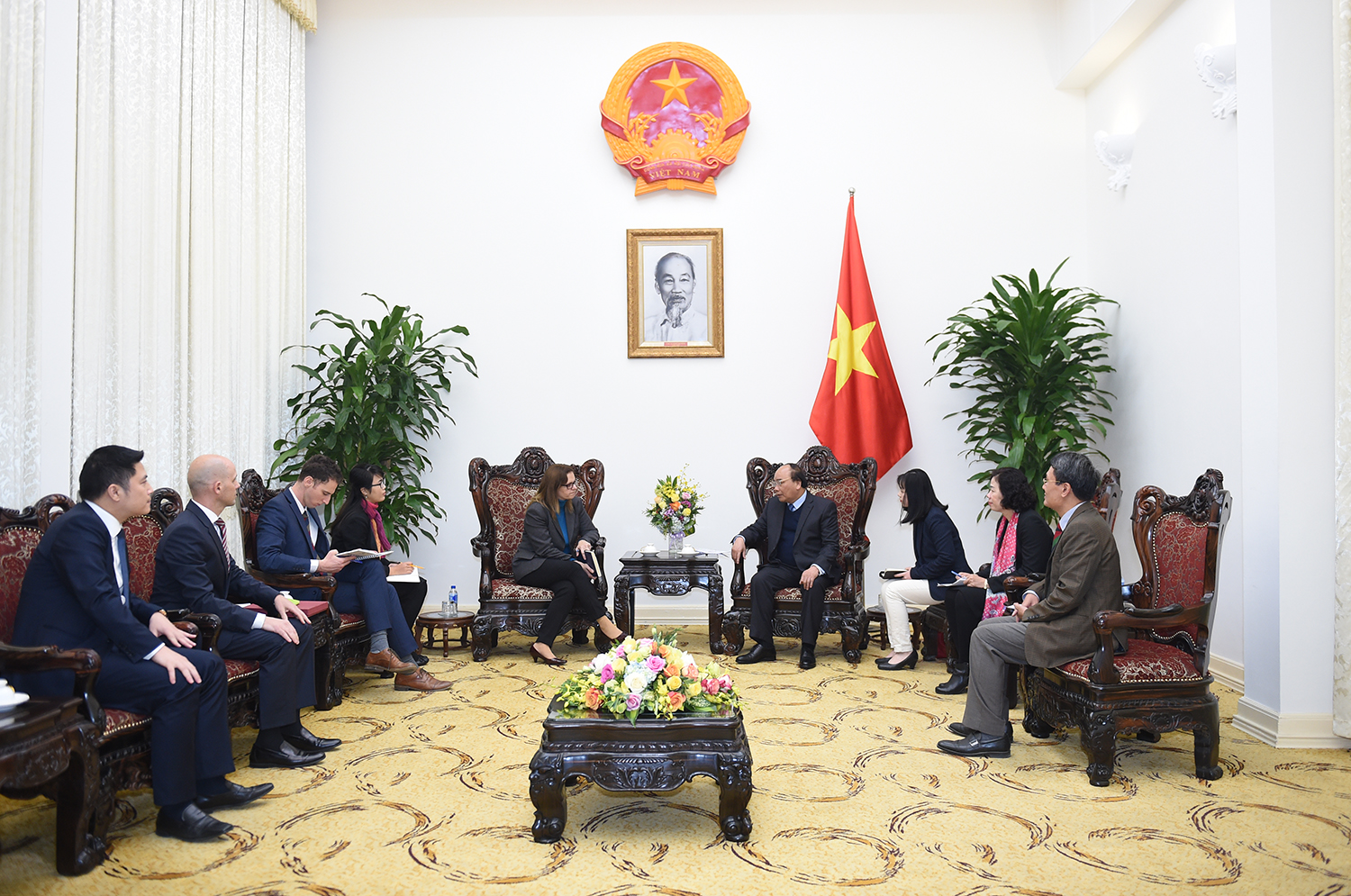  Thủ tướng Nguyễn Xuân Phúc tiếp Đại sứ Israel tại Việt Nam Meirav Eilon Shahar. Ảnh: VGP