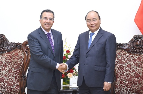  Thủ tướng Nguyễn Xuân Phúc tiếp Đại sứ Marocco Azzeddine Farhane. Ảnh: VGP